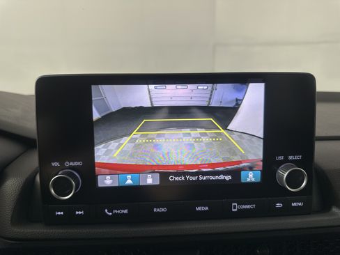 Used 2025 Honda CR-V EX image 15
