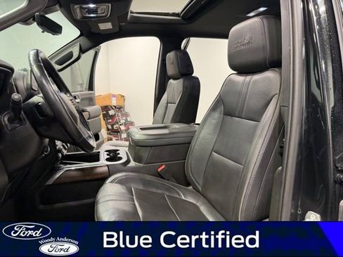 Used 2022 Chevrolet Silverado 2500 High Country w/ Z71 Off-Road Package image 21