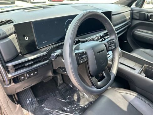 Used 2024 Hyundai Santa Fe Calligraphy AWD/4WD image 25