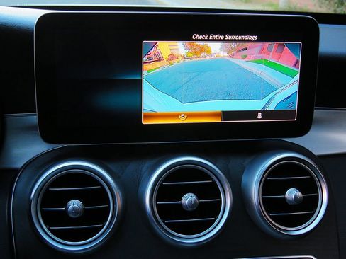 Used 2021 Mercedes-Benz C 300 Sedan image 26