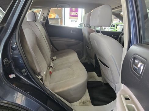 Used 2015 Nissan Rogue S w/ Convenience Package image 16