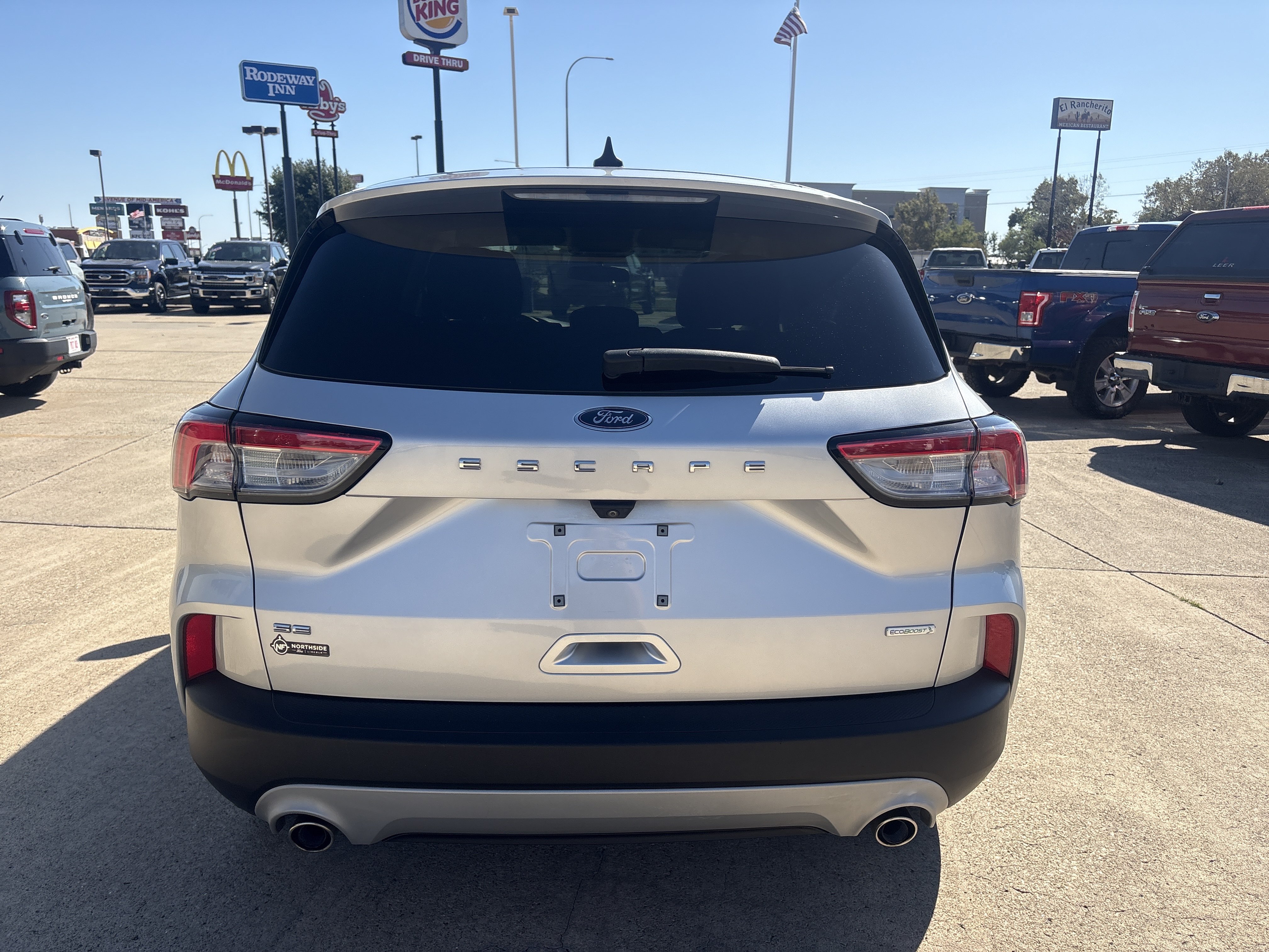 Used 2020 Ford Escape SE FWD image 6