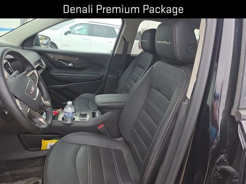 Used 2024 GMC Terrain Denali w/ Black Diamond Edition image 15