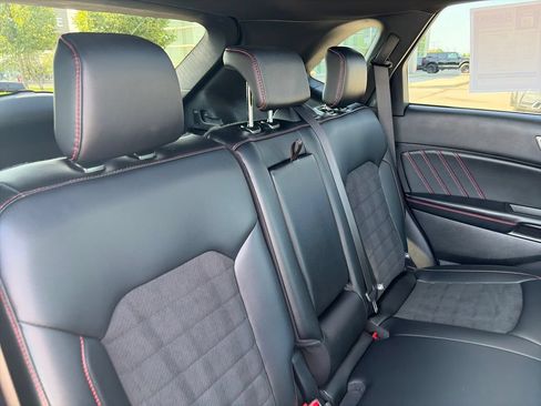 Used 2024 Ford Edge ST-Line w/ Cargo Accessory Package AWD/4WD image 34