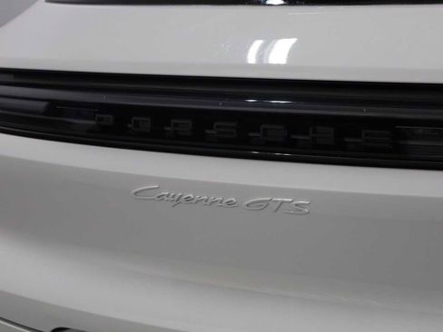 New 2025 Porsche Cayenne GTS image 8