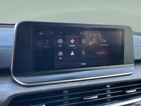 Used 2022 Kia Telluride EX w/ EX Premium Package image 18