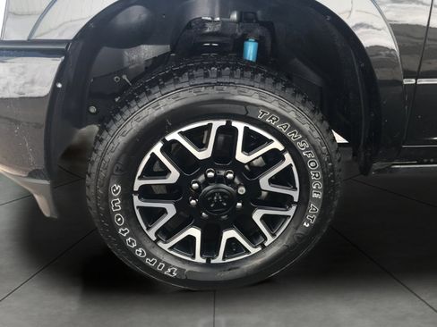 Used 2025 RAM 2500 Limited image 2