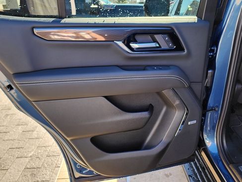 New 2026 GMC Yukon Elevation image 44