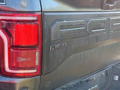 Used 2020 Ford F150 Raptor w/ Equipment Group 802A Luxury AWD/4WD image 24