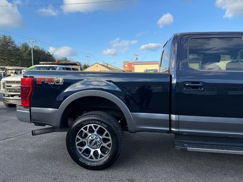 Used 2021 Ford F250 Lariat w/ Lariat Ultimate Package image 11