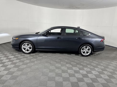 Used 2023 Honda Accord LX image 7