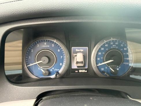 Certified 2019 Toyota Sienna XLE w/ XLE Navigation Package FWD image 18