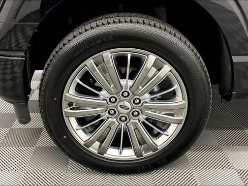 Used 2024 Ford F150 Platinum w/ Equipment Group 703A Plus AWD/4WD image 10