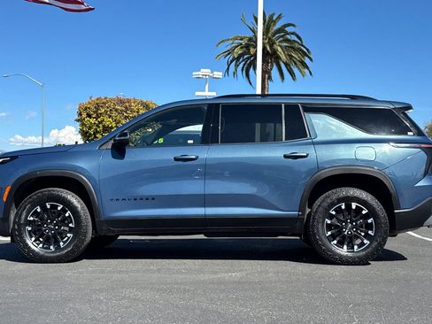 Used 2025 Chevrolet Traverse Z71 AWD/4WD image 8