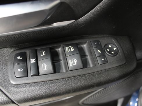 Used 2022 RAM 1500 Big Horn AWD/4WD image 17