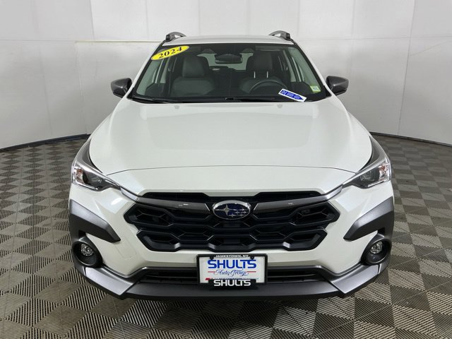 Used 2024 Subaru Crosstrek 2.0i Premium AWD/4WD image 3