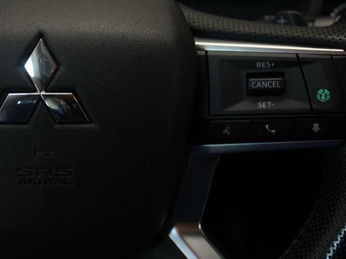 Used 2023 Mitsubishi Outlander SEL FWD image 30