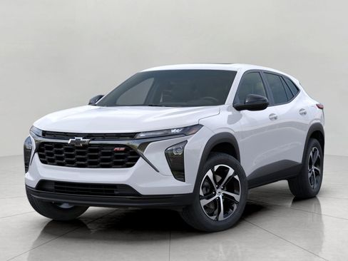 Used 2026 Chevrolet Trax RS FWD image 6