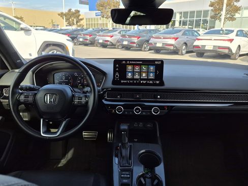 Used 2024 Honda Civic Sport Touring image 18