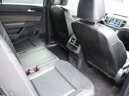 Used 2022 Volkswagen Atlas Cross Sport SE AWD/4WD image 19