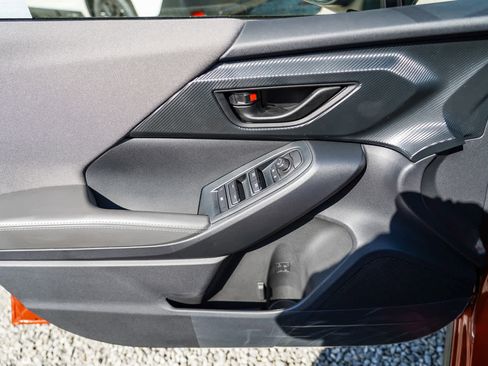 New 2025 Subaru Crosstrek 2.5i Premium image 19