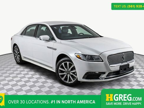 Used 2020 Lincoln Continental image 1