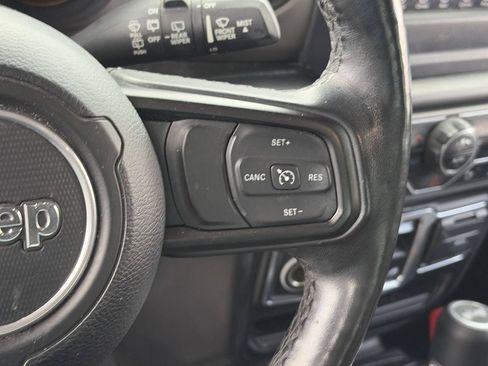 Used 2020 Jeep Wrangler Sport AWD/4WD image 23