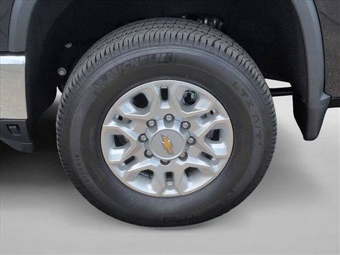 Certified 2024 Chevrolet Silverado 3500 LTZ w/ LTZ Convenience Package AWD/4WD image 29