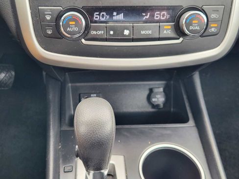 Used 2016 Nissan Altima 2.5 SV FWD image 19