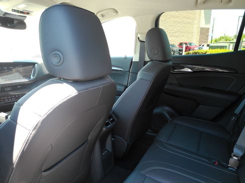 Certified 2023 Buick Envision Essence AWD/4WD image 20