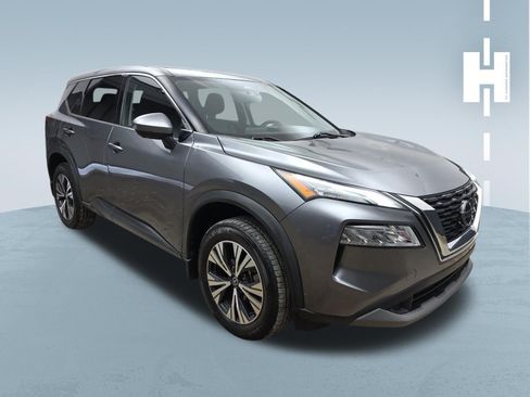 Used 2021 Nissan Rogue SV FWD image 1