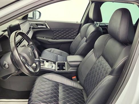 Used 2023 Mitsubishi Outlander SEL FWD image 20