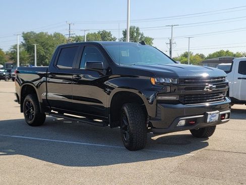 Used 2020 Chevrolet Silverado 1500 LT Trail Boss AWD/4WD image 3