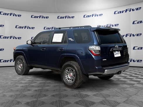 Used 2019 Toyota 4Runner TRD Off-Road Premium AWD/4WD image 3