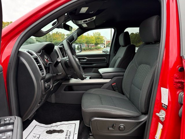 Used 2025 RAM 1500 Big Horn AWD/4WD image 13