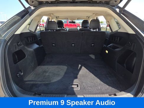 Used 2017 Ford Edge SEL w/ Equipment Group 201A AWD/4WD image 16