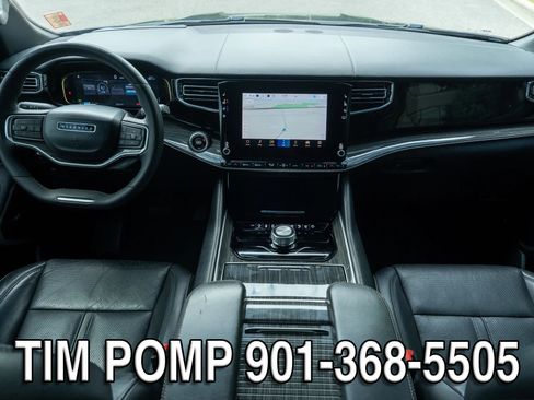 Used 2022 Jeep Wagoneer Series III w/ Premium Group I RWD image 23