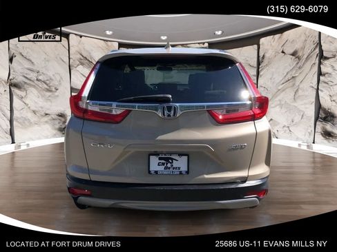 Used 2018 Honda CR-V EX image 6