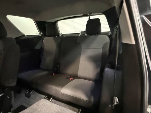 Used 2019 Chevrolet Traverse LT image 49