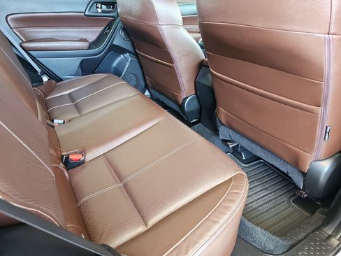 Used 2018 Subaru Forester 2.5i Touring AWD/4WD image 14