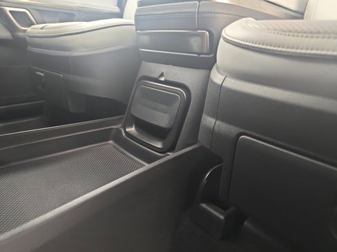 Used 2024 Rivian R1S Adventure AWD/4WD image 34