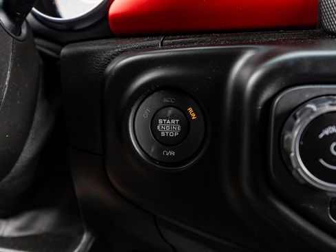 Used 2021 Jeep Wrangler Unlimited Rubicon image 23