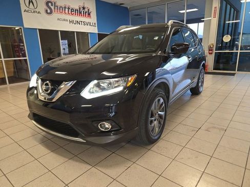 Used 2016 Nissan Rogue SL image 4