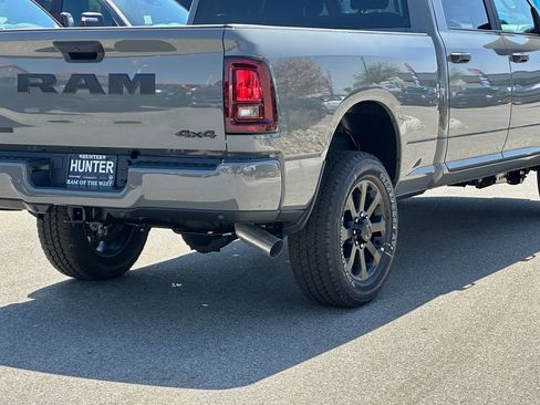 New 2026 RAM 2500 Big Horn AWD/4WD image 7