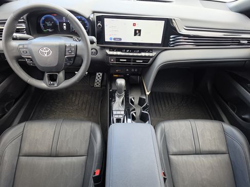 Certified 2025 Toyota Camry XSE FWD image 8