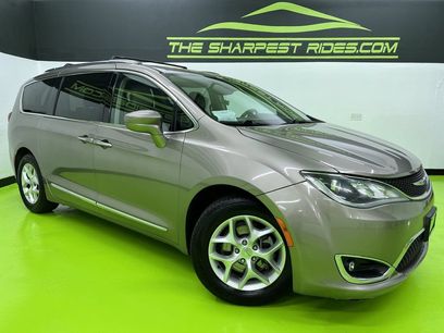 Used 2017 Chrysler Pacifica Touring-L Plus w/ Tire & Wheel Group
