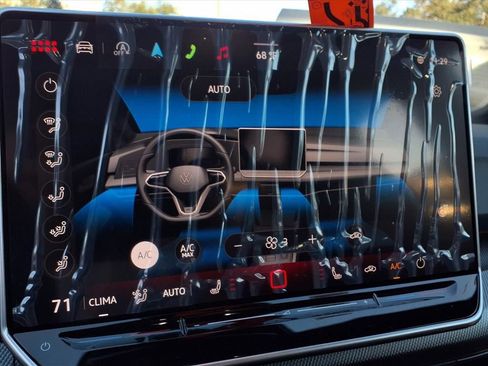 New 2026 Volkswagen GTI SE image 7