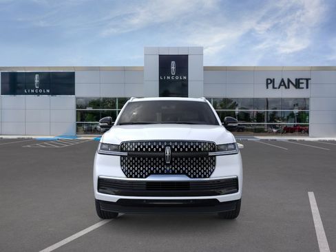 New 2026 Lincoln Navigator Reserve AWD/4WD image 6