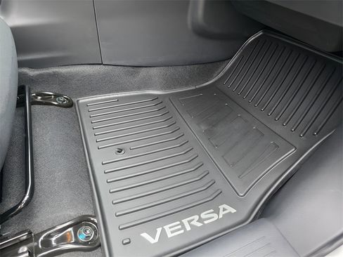 New 2025 Nissan Versa SV w/ Trunk Package image 10
