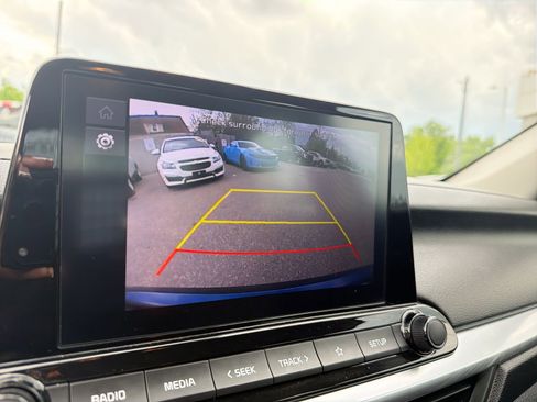 Used 2023 Kia Forte LXS w/ LXS Technology Package FWD image 29